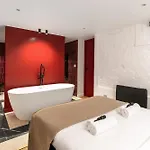 Daire Duplex Prestige Avec Billard Et Baignoire *