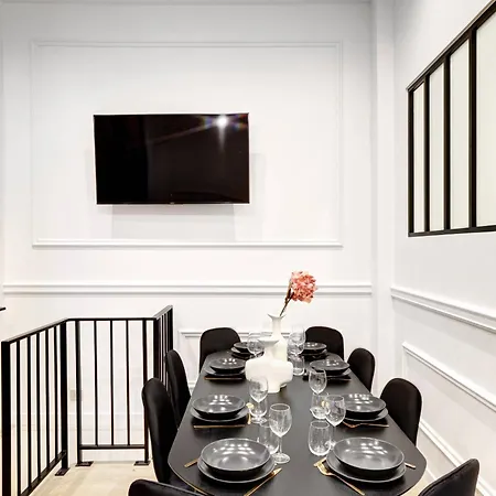 Apartment Duplex Prestige Avec Billard Et Baignoire