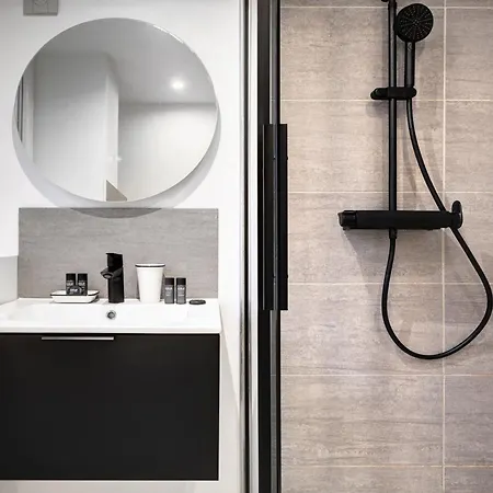 Duplex Prestige Avec Billard Et Baignoire アパート