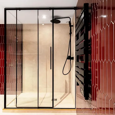 Duplex Prestige Avec Billard Et Baignoire Apartment Paris