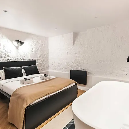 Duplex Prestige Avec Billard Et Baignoire شقة *
