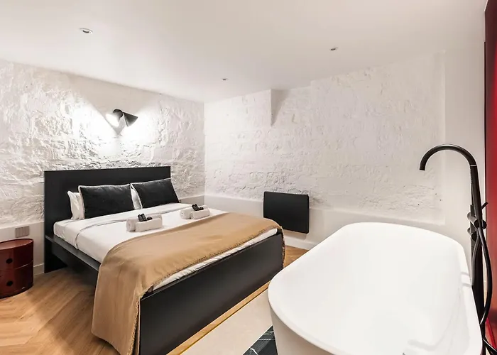 아파트 Duplex Prestige Avec Billard Et Baignoire