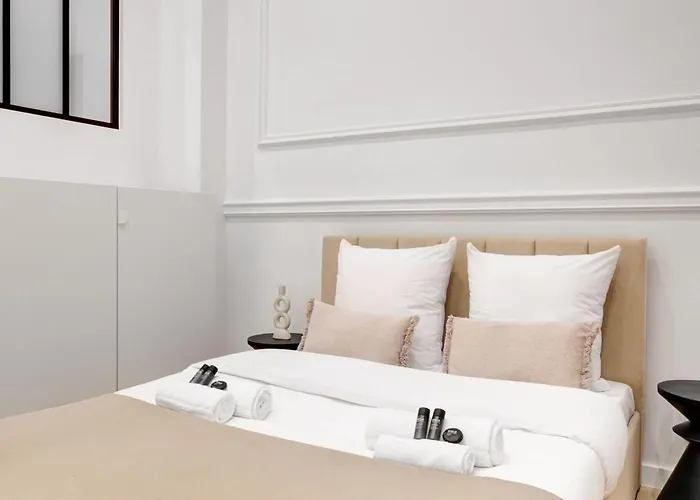 Duplex Prestige Avec Billard Et Baignoire 아파트 파리